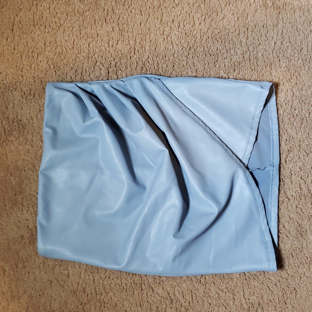 Mele E Pere pleather skirt sz S
